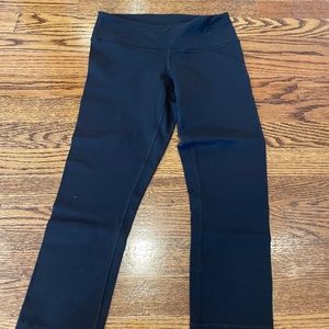 Lululemon cropped Wunder Under leggings black 4